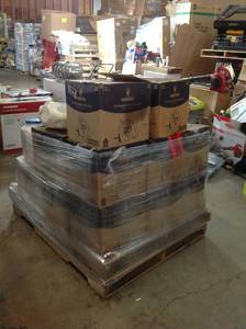 lot 35 image: PALLET WITH 2O BOXES OF POOL SALT JUGS (SEE PICTURES)