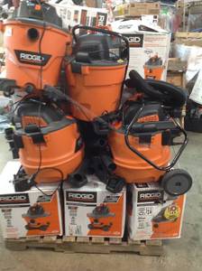 lot 41 image: PALLET WITH ASSORTED RIGID VACUUMS DIFFERENT SIZES & CONDITIONS