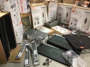 Pallet whit Assorted HDX Utility Cabinets and shelving Original Costumers Returns