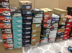 Pallet whit  Brand Name Tennis and Boots All are in New conditions