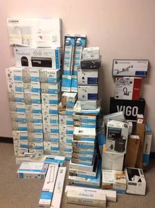 Mix pallet of Moen faucet and more in good conditions