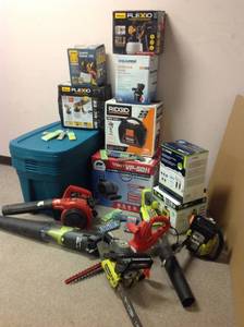 Pallet whit Assorted  Tools For parts o repair