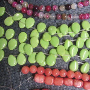 Magnesite, Red Agate,