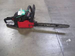 lot 802 image: CRAFTSMAN 42-cc 2-cycle 18-in Gas Chainsaw CMXGSAMY421S