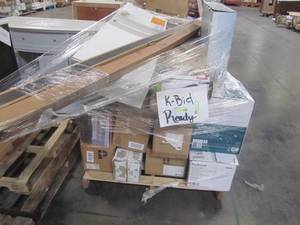 lot 311 image: WHOLESALE MIXED PALLET OF MISCELLANEOUS LIGHTING, AND CEILING FANS