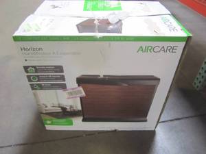 lot 856 image: AIRCARE Horizon 4.75-Gallon Console Evaporative Humidifier HD3120DCN
