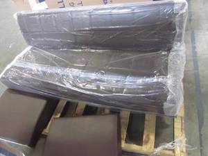 lot 412 image: Jot 12 in. x 6 ft. Leather Futon 2218585