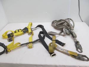 Guardian Fall protection harness and rope