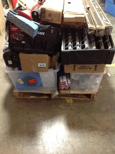 WHOLESALE MIXED LOT OFOUTDOOR & INDOOR RETURNS (SEE PICTURES)