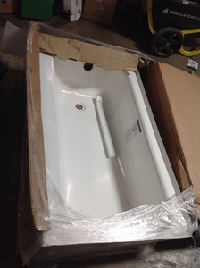 BOOTZ INDUSTRIES Honolulu 46.5 in. Left Drain Rectangular Alcove Soaking Bathtub in White