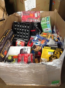 Gaylord of assorted mechanic, outdoor tools some never used Dewalt, Milwaukee, Husky, and others included(SEE PICS)