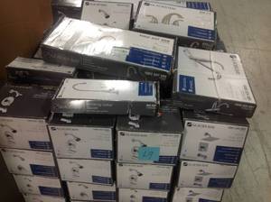 PALLET WHIT ASSORTED OF TUB AND SHOWER SET, KITCHEN AND BATHROOM FAUCET ORIGINAL COSTUMER RETURNS