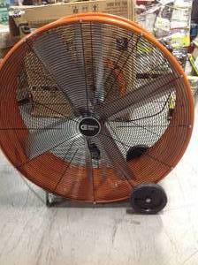 Commercial Electric 42 in. Heavy Duty Belt Drive Drum Fan IN GOOD CONDITIONS