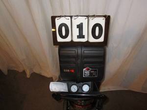 lot 10 image: Black Diamond 15 Gallon Air Compressor