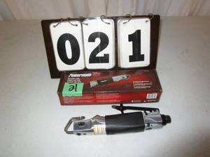lot 21 image: Powermate VX Air Body Saw