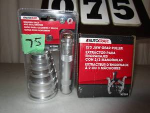 lot 75 image: Auto Craft Bearing Race & Seal Drivers plus Jaw Gear Puller