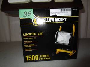 lot 85 image: Yellow Jacket LED Work Light - 1500 lumens