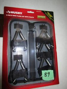 lot 89 image: Husky 5pc Mini Pliers Set with Pouch