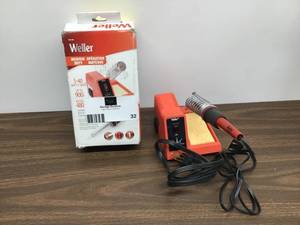 Weller 5-Watt to 40-Watt Soldering Station