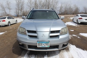 2004 Mitsubishi Outlander XLS AWD - 1 Owner - 123,505 Miles -