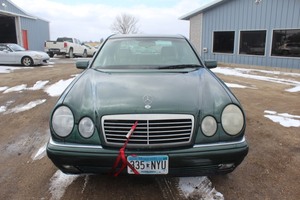 1996 Mercedes- Benz E Class E320 - 2 Owners -
