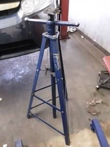2-Ton Under Hoist Stand