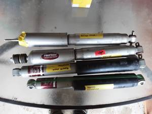 4-Shocks 2-Mono Tube & 2-Reflex