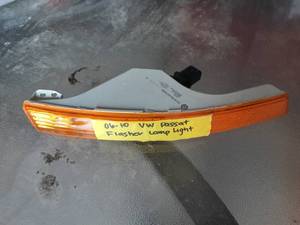 2006-2010 VW Passat Flasher Lamp Housing