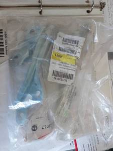 New Pair Of Hood Hinges For 2001- Toyota Tacoma Truck