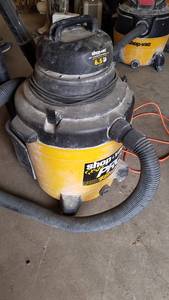 lot 52 image: 18 Gallon Shop-Vac 6.5 HP
