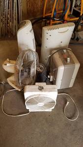 lot 54 image: Lot of 5 Heaters and Fans