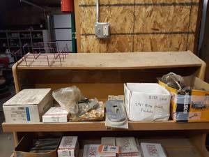 lot 239 image: Lot of B&C Eagle Staples, Coil Nails, Chain Breaker and More