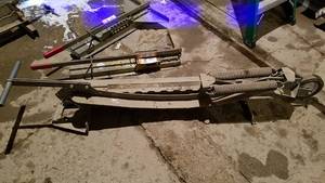 lot 171 image: Corrugated Steel Cutter