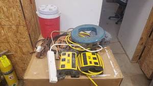 lot 222 image: Extension Cords, Power Taps, Fish Tape and More