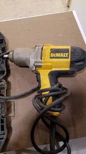 lot 347 image: DeWalt 12 Impact Gun Model DW292 w DeWalt Impact Set in Case