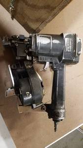 lot 352 image: Campbell Hausfeld  Pneumatic Coil Roofing Nailer