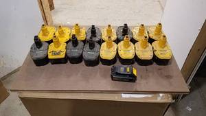 lot 379 image: (16) DeWalt 18V Batteries - For Rebuilding
