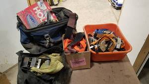 lot 382 image: Large Lot of Ratcheting Straps, Bungee Cords and More