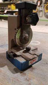 lot 405 image: Letter and Number Stamper