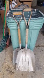 lot 127 image: (2) Aluminum Scoop Shovels