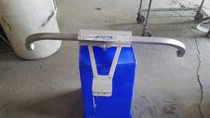 lot 145 image: Aluminum Ladder Stabilizer