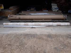 lot 13 image: 12 Long Roll of Linoleum Flooring - Approx. 40