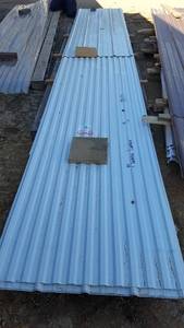 lot 113 image: 13 Sheets White Pro-Rib Steel 20 x 40