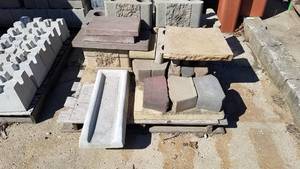 lot 125 image: Pallet of Miscellaneous Block