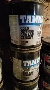 lot 207 image: (2) 5 Gallon Buckets Cold Method and Lap Cement
