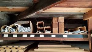 lot 261 image: Inventory of Vinyl T-bar, L-bar, (6) 4 x 4 x 4 posts