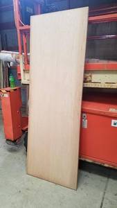 lot 372 image: Hollow Core Interior Door