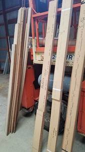 lot 397 image: Bi-Fold Door Jamb Trim - 24 - Mahogany