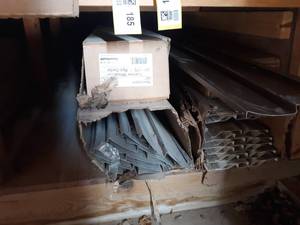 lot 185 image: Inventory of Vinyl Siding