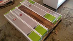 lot 507 image: 9 Cases Karndean Vinyl Plank Flooring Model WP325